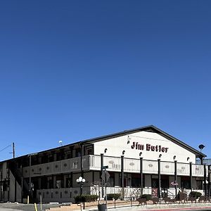 Jim Butler Inn & Suites